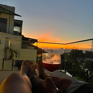 Suites Luxo Marambaia- Epic House